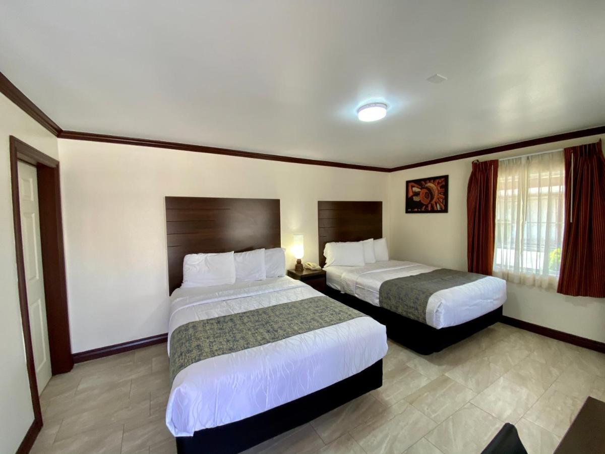 Roswell Inn Экстерьер фото