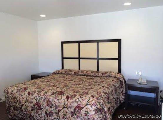 Roswell Inn Экстерьер фото