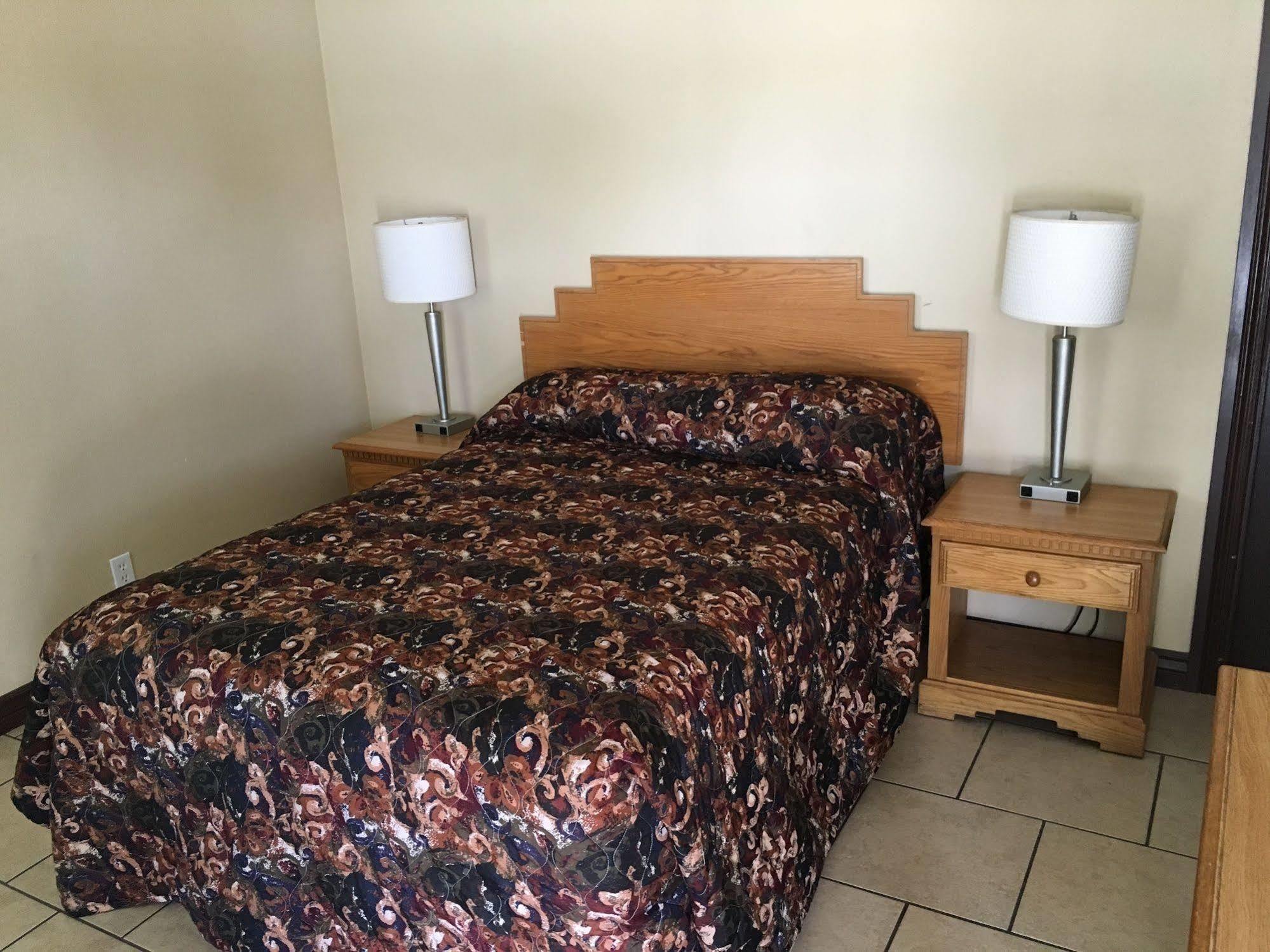 Roswell Inn Экстерьер фото